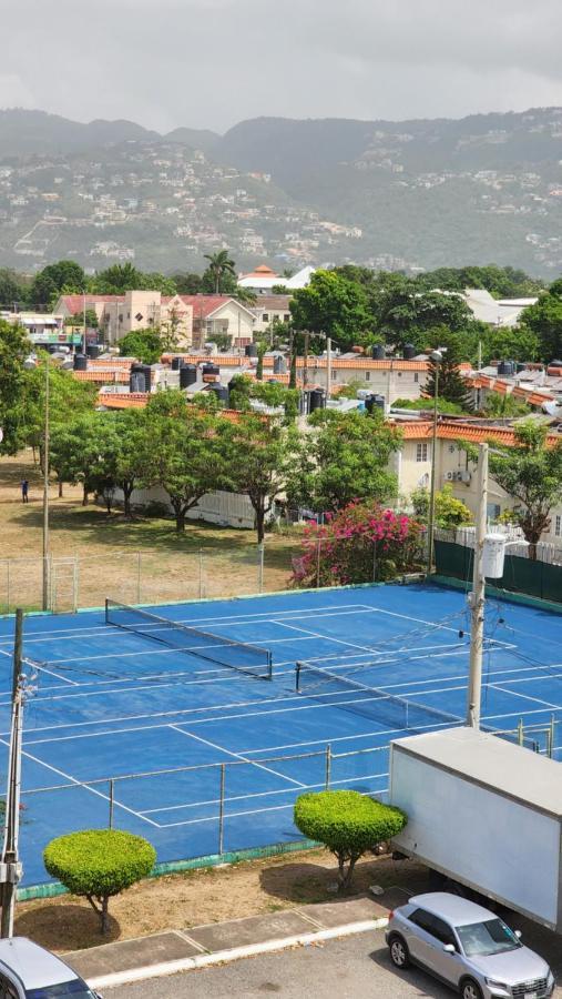 Oaklands Oasis Apartamento Kingston Exterior foto