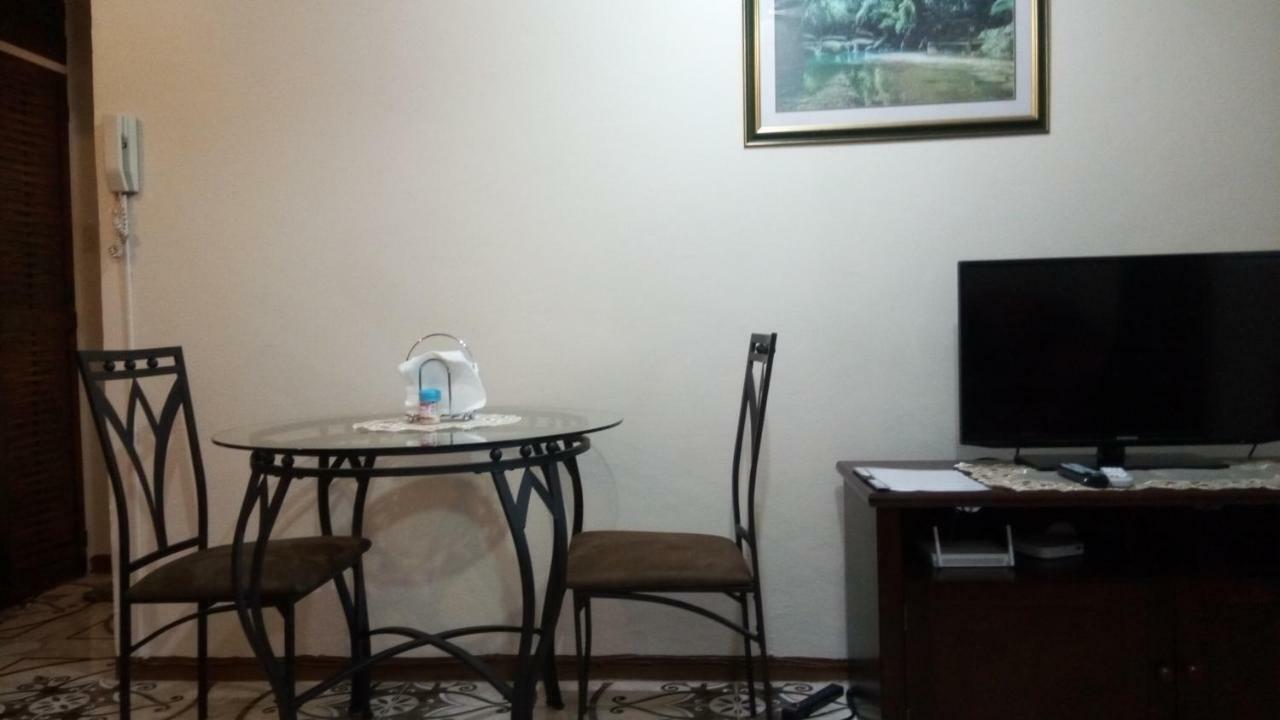 Oaklands Oasis Apartamento Kingston Exterior foto
